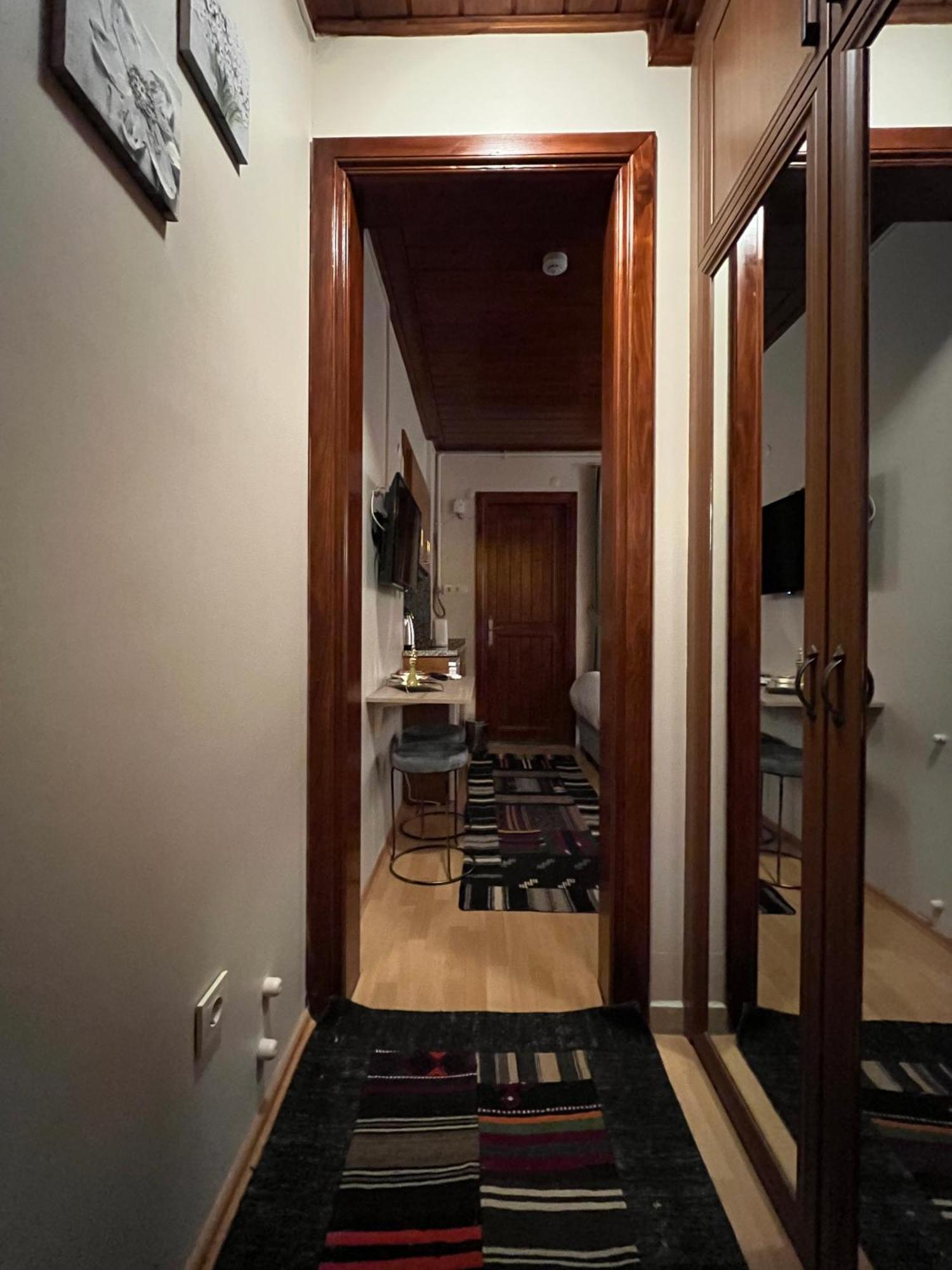 Lily Mansion Lägenhet Istanbul Exteriör bild